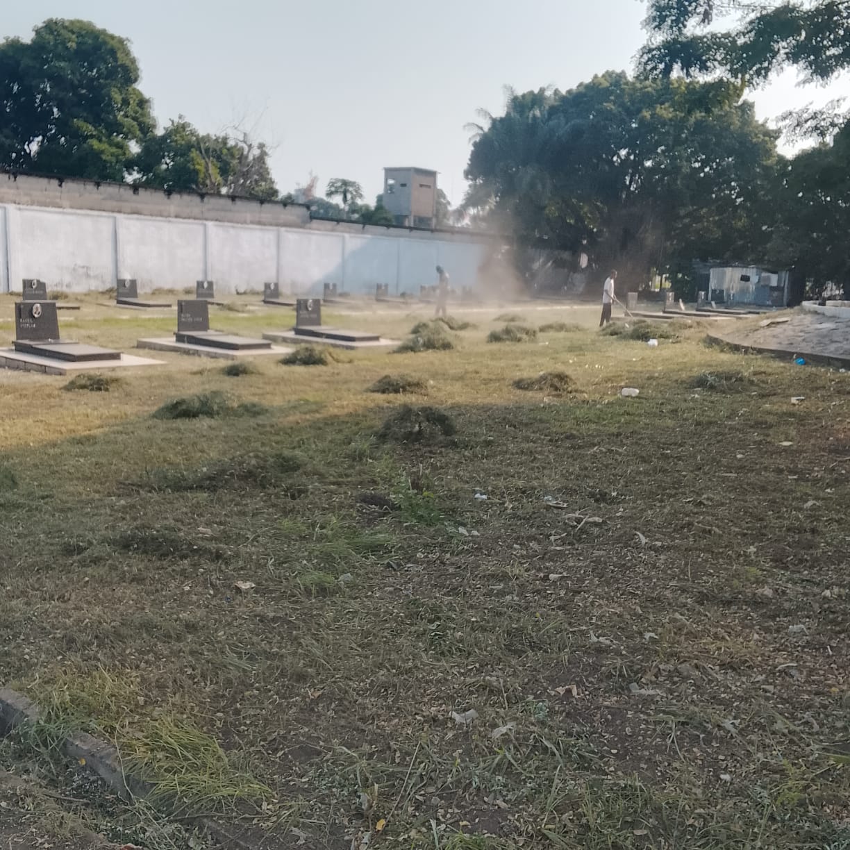 Photo 9 — état après, cimetière des victimes du vol U.T.A. (1989)